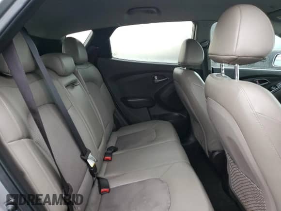 2015 Hyundai Tucson GLS z VIN KM8JTCAF0FU069123, wystawiony jako Copart lot #74637823 z przebiegiem 82 869 mil mil oraz . Historia ofert i sprzedaży dostępna na DreamBid. Obrazek 11.