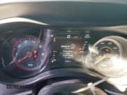 ✅ 2020 Dodge Charger SXT • VIN: 2C3CDXBG3LH249353 • Lot: 86998595. Wystawiony na Copart z przebiegiem 53 908 mil. Bezpłatny archiwum sprzedaży aukcyjnych z USA i szczegółowy raport historii pojazdu na DreamBid. Zdjęcie 9.