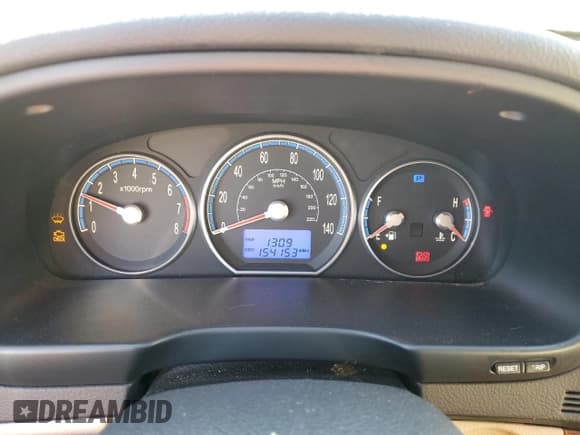 ✅ 2009 Hyundai Santa Fe Limited • VIN: 5NMSH73E99H305043 • Lot: 81935693. Listed on Copart with 154,153 mi. Free auction sales archive from the USA and detailed vehicle history report at DreamBid. Image 9.