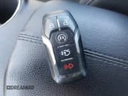 ✅ 2017 Ford Mustang V6 • VIN: 1FATP8EM9H5208725 • Lot: 41838293. Wystawiony na IAAI z przebiegiem 88 780 mil. Bezpłatny archiwum sprzedaży aukcyjnych z USA i szczegółowy raport historii pojazdu na DreamBid. Zdjęcie 11.