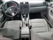 ✅ 2008 Volkswagen Jetta Wolfsburg Edition • VIN: 3VWRJ71K68M129850 • Lot: 58925825. Wystawiony na Copart z przebiegiem 160 891 mil. Bezpłatny archiwum sprzedaży aukcyjnych z USA i szczegółowy raport historii pojazdu na DreamBid. Zdjęcie 8.