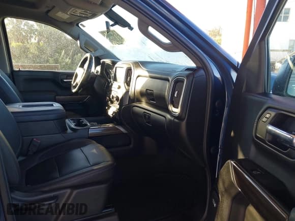 ✅ 2022 Chevrolet Silverado 1500 RST • VIN: 1GCUYEEDXNZ137209 • Лот: 43530163. Опубликован ранее на IAAI с пробегом 43 266 миль. Бесплатный доступ к архиву аукционных продаж из США и подробный отчёт об истории автомобиля на DreamBid. Изображение 5.