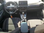 ✅ 2023 Hyundai Kona N Line • VIN: KM8K33A34PU010149 • Лот: 70830864. Опубликован ранее на Copart с пробегом 11 824 миль. Бесплатный доступ к архиву аукционных продаж из США и подробный отчёт об истории автомобиля на DreamBid. Изображение 8.