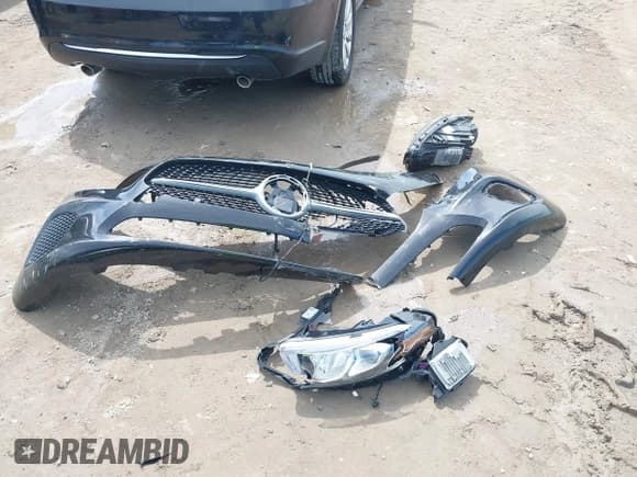 ✅ 2021 Mercedes-Benz A 220 • VIN: W1K3G4FB3MJ274131 • Lot: 42203870. Listed on IAAI with 61,964 mi. Free auction sales archive from the USA and detailed vehicle history report at DreamBid. Image 12.