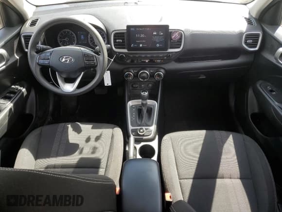 ✅ 2020 Hyundai Venue SEL • VIN: KMHRC8A3XLU015684 • Lot: 69765195. Listed on Copart with 119,732 mi. Free auction sales archive from the USA and detailed vehicle history report at DreamBid. Image 8.