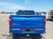 ✅ 2023 Chevrolet Silverado 1500 Custom • VIN: 3GCPABEK9PG164001 • Lot: 42830003. Wystawiony na IAAI z przebiegiem 13 082 mil. Bezpłatny archiwum sprzedaży aukcyjnych z USA i szczegółowy raport historii pojazdu na DreamBid. Zdjęcie 17.