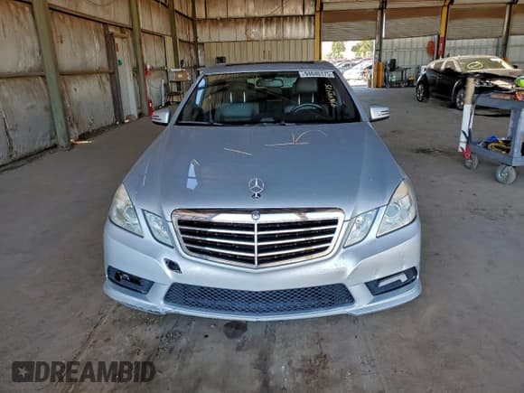 ✅ 2011 Mercedes-Benz E 350 Luxury • VIN: WDDHF5GB2BA320980 • Лот: 94640175. Опубликован ранее на Copart с пробегом 139 295 миль. Бесплатный доступ к архиву аукционных продаж из США и подробный отчёт об истории автомобиля на DreamBid. Изображение 5.