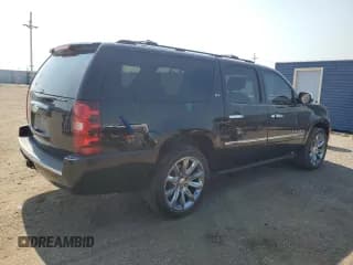 ✅ 2013 Chevrolet Suburban LTZ • VIN: 1GNSKKE71DR153449 • Lot: 62754034. Wystawiony na Copart z przebiegiem 172 482 mil. Bezpłatny archiwum sprzedaży aukcyjnych z USA i szczegółowy raport historii pojazdu na DreamBid. Zdjęcie 3.