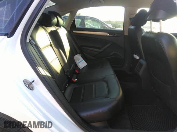 ✅ 2015 Volkswagen Passat Limited Edition • VIN: 1VWAT7A30FC003949 • Lot: 41841694. Listed on IAAI with 136,168 mi. Free auction sales archive from the USA and detailed vehicle history report at DreamBid. Image 8.