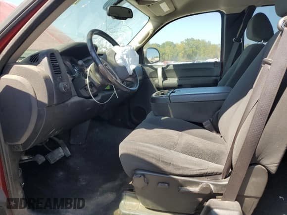 ✅ 2008 Chevrolet Silverado 1500 LTZ • VIN: 2GCEK19J981231299 • Lot: 84390185. Listed on Copart with 132,778 mi. Free auction sales archive from the USA and detailed vehicle history report at DreamBid. Image 7.