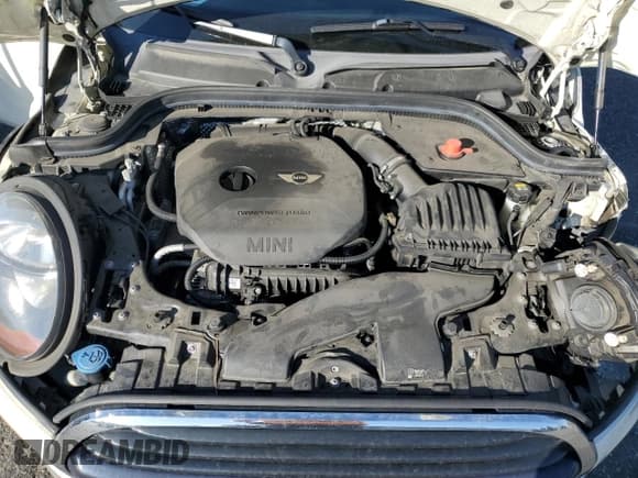 ✅ 2017 MINI Hardtop 4 Door Cooper • VIN: WMWXU1C50H2E18218 • Lot: 70439725. Wystawiony na Copart z przebiegiem 51 633 mil. Bezpłatny archiwum sprzedaży aukcyjnych z USA i szczegółowy raport historii pojazdu na DreamBid. Zdjęcie 11.