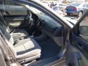 ✅ 2005 Honda Civic VP • VIN: 2HGES16335H519796 • Lot: 43469294. Listed on IAAI with 118,539 mi. Free auction sales archive from the USA and detailed vehicle history report at DreamBid. Image 5.