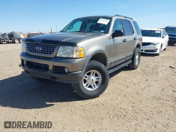✅ 2003 Ford Explorer XLT • VIN: 1FMZU73W83ZA48409 • Lot: 41789439. Listed on IAAI with 202,701 mi. Free auction sales archive from the USA and detailed vehicle history report at DreamBid. Image 2.