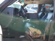 ✅ 2006 Chevrolet Silverado 2500HD Work Truck • VIN: 1GCHC23U16F145638 • Лот: 56349655. Опубликован ранее на Copart с пробегом Не указан. Бесплатный доступ к архиву аукционных продаж из США и подробный отчёт об истории автомобиля на DreamBid. Изображение 7.