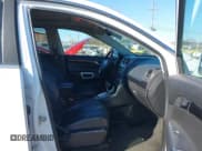 ✅ 2014 Chevrolet Captiva Sport LT • VIN: 3GNAL3EK5ES511377 • Lot: 41356008. Wystawiony na IAAI z przebiegiem 186 661 mil. Bezpłatny archiwum sprzedaży aukcyjnych z USA i szczegółowy raport historii pojazdu na DreamBid. Zdjęcie 5.