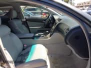 ✅ 2006 Lexus GS 300 • VIN: JTHCH96SX60009167 • Lot: 42779143. Wystawiony na IAAI z przebiegiem 197 206 mil. Bezpłatny archiwum sprzedaży aukcyjnych z USA i szczegółowy raport historii pojazdu na DreamBid. Zdjęcie 5.