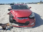 ✅ 2012 Hyundai Veloster w/Red Int • VIN: KMHTC6AD7CU078907 • Lot: 77014224. Wystawiony na Copart z przebiegiem 139 887 mil. Bezpłatny archiwum sprzedaży aukcyjnych z USA i szczegółowy raport historii pojazdu na DreamBid. Zdjęcie 5.