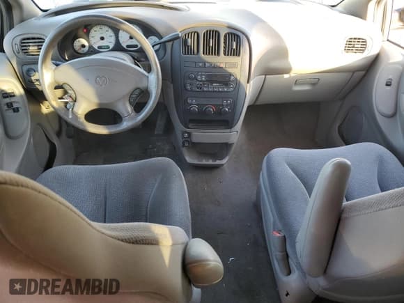 ✅ 2001 Dodge Caravan SE • VIN: 1B4GP25391B160843 • Лот: 93050965. Опубликован ранее на Copart с пробегом 165 657 миль. Бесплатный доступ к архиву аукционных продаж из США и подробный отчёт об истории автомобиля на DreamBid. Изображение 8.