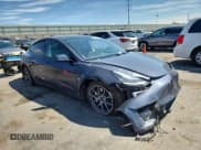 ✅ 2022 Tesla Model 3 Long Range • VIN: 5YJ3E1EB9NF243569 • Lot: 70670055. Wystawiony na Copart z przebiegiem Nie podano. Bezpłatny archiwum sprzedaży aukcyjnych z USA i szczegółowy raport historii pojazdu na DreamBid. Zdjęcie 4.