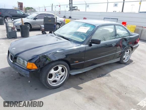 ✅ 1995 BMW 3 Series • VIN: WBABF4323SEK18433 • Lot: 42379015. Listed on IAAI with 138,549 mi. Free auction sales archive from the USA and detailed vehicle history report at DreamBid. Image 2.