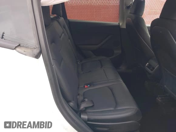 ✅ 2023 Tesla Model Y Long Range • VIN: 7SAYGAEE9PF702910 • Lot: 42199519. Wystawiony na IAAI z przebiegiem 91 094 mil. Bezpłatny archiwum sprzedaży aukcyjnych z USA i szczegółowy raport historii pojazdu na DreamBid. Zdjęcie 8.