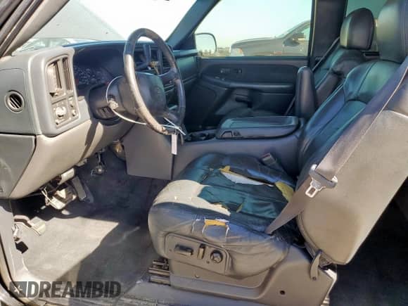 2001 Chevrolet Silverado 1500 LT z VIN 2GCEC19T511134332, wystawiony jako Copart lot #66184995 z przebiegiem 319 523 mil mil oraz Szkoda całkowita • Salvage title. Historia ofert i sprzedaży dostępna na DreamBid. Obrazek 7.