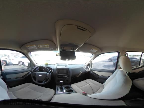 ✅ 2008 Ford Explorer XLT • VIN: 1FMEU73838UB17950 • Lot: 42746847. Wystawiony na IAAI z przebiegiem 132 411 mil. Bezpłatny archiwum sprzedaży aukcyjnych z USA i szczegółowy raport historii pojazdu na DreamBid. Zdjęcie 18.