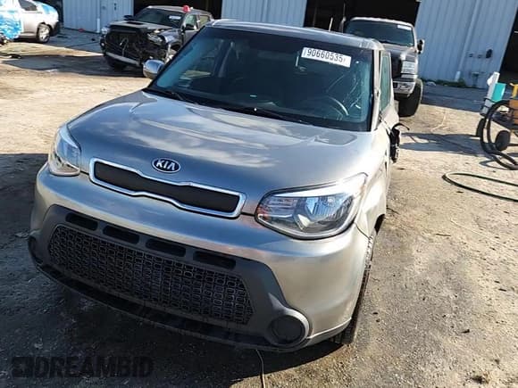 ✅ 2014 Kia Soul • VIN: KNDJN2A22E7054061 • Lot: 90660535. Wystawiony na Copart z przebiegiem 147 453 mil. Bezpłatny archiwum sprzedaży aukcyjnych z USA i szczegółowy raport historii pojazdu na DreamBid. Zdjęcie 14.
