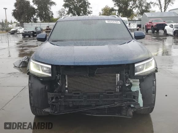 ✅ 2021 Volkswagen Atlas SE • VIN: 1V2NE2CA0MC223374 • Lot: 86254705. Listed on Copart with 30,540 mi. Free auction sales archive from the USA and detailed vehicle history report at DreamBid. Image 5.