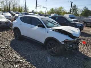 2024 Dodge Hornet GT Plus z VIN ZACNDFBN9R3A26665, wystawiony jako Copart lot #54555225 z przebiegiem 8 453 mil mil oraz Szkoda całkowita • Salvage title. Historia ofert i sprzedaży dostępna na DreamBid. Obrazek 4.