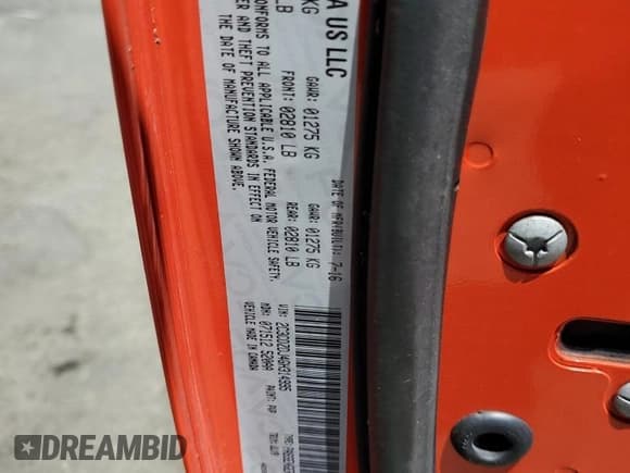 ✅ 2016 Dodge Challenger SRT 392 • VIN: 2C3CDZDJ4GH314995 • Lot: 64998224. Wystawiony na Copart z przebiegiem 43 673 mil. Bezpłatny archiwum sprzedaży aukcyjnych z USA i szczegółowy raport historii pojazdu na DreamBid. Zdjęcie 12.