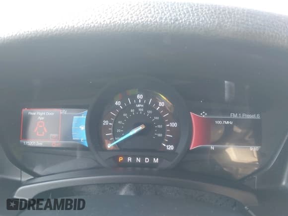 ✅ 2017 Ford Expedition Max Limited • VIN: 1FMJK2AT8HEA63473 • Lot: 42064907. Wystawiony na IAAI z przebiegiem 175 201 mil. Bezpłatny archiwum sprzedaży aukcyjnych z USA i szczegółowy raport historii pojazdu na DreamBid. Zdjęcie 7.