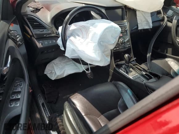 ✅ 2016 Hyundai Azera Limited • VIN: KMHFH4JG5GA547285 • Лот: 59556175. Опубликован ранее на Copart с пробегом 133 130 миль. Бесплатный доступ к архиву аукционных продаж из США и подробный отчёт об истории автомобиля на DreamBid. Изображение 8.