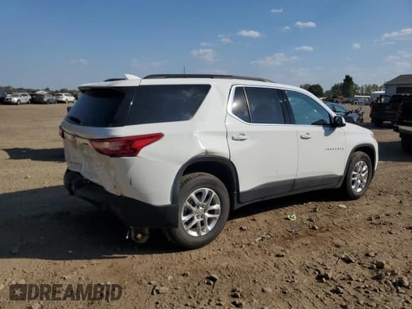 ✅ 2020 Chevrolet Traverse LT Cloth • VIN: 1GNERGKW1LJ104444 • Lot: 84720935. Wystawiony na Copart z przebiegiem 59 105 mil. Bezpłatny archiwum sprzedaży aukcyjnych z USA i szczegółowy raport historii pojazdu na DreamBid. Zdjęcie 3.