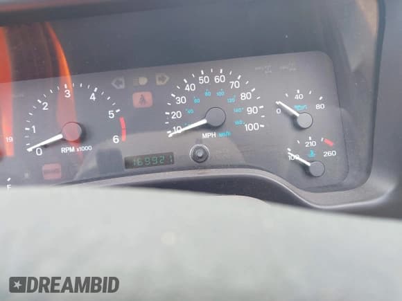 ✅ 1998 Jeep Wrangler Sahara • VIN: 1J4FY49S8WP750416 • Lot: 43321610. Listed on IAAI with 169,921 mi. Free auction sales archive from the USA and detailed vehicle history report at DreamBid. Image 7.