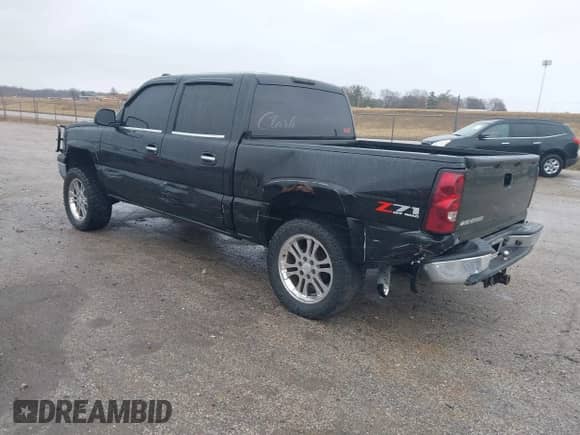 2006 Chevrolet Silverado 1500 LT1 с VIN 2GCEK13Z261356091, выставлен на аукционе IAAI как лот 41734558 с пробегом 247 209 миль миль и . История ставок и продаж доступна на DreamBid. Изображение 3.