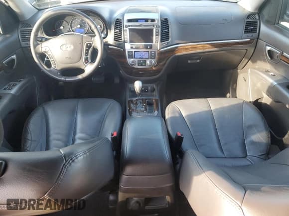 ✅ 2012 Hyundai Santa Fe Limited • VIN: 5XYZKDAG1CG109277 • Lot: 87080084. Listed on Copart with 86,219 mi. Free auction sales archive from the USA and detailed vehicle history report at DreamBid. Image 8.