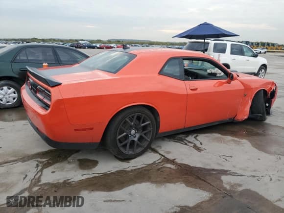 ✅ 2016 Dodge Challenger R/T Scat Pack • VIN: 2C3CDZFJ7GH317242 • Lot: 67532383. Wystawiony na Copart z przebiegiem 41 698 mil. Bezpłatny archiwum sprzedaży aukcyjnych z USA i szczegółowy raport historii pojazdu na DreamBid. Zdjęcie 3.