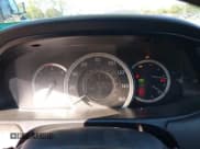 ✅ 2014 Honda Accord EX-L • VIN: 1HGCR2F81EA185903 • Lot: 43086979. Wystawiony na IAAI z przebiegiem 161 867 mil. Bezpłatny archiwum sprzedaży aukcyjnych z USA i szczegółowy raport historii pojazdu na DreamBid. Zdjęcie 7.