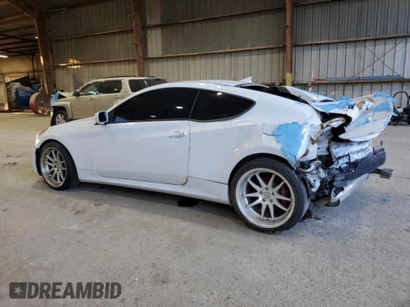 ✅ 2015 Hyundai Genesis Coupe R-Spec • VIN: KMHHU6KJ7FU127650 • Lot: 81464295. Listed on Copart with Not provided. Free auction sales archive from the USA and detailed vehicle history report at DreamBid. Image 2.
