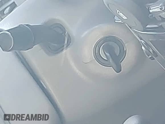 2005 Toyota Sienna LE z VIN 5TDZA23C95S289812, wystawiony jako IAAI lot #43582218 z przebiegiem Nie podano mil oraz . Historia ofert i sprzedaży dostępna na DreamBid. Obrazek 11.