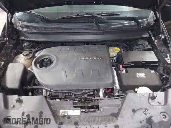 ✅ 2014 Jeep Cherokee Altitude • VIN: 1C4PJMCS0EW220176 • Lot: 42162678. Listed on IAAI with 127,370 mi. Free auction sales archive from the USA and detailed vehicle history report at DreamBid. Image 10.