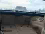 1992 Chevrolet Corvette z VIN 1G1YY23P1N5119727, wystawiony jako IAAI lot #43591300 z przebiegiem 81 759 mil mil oraz . Historia ofert i sprzedaży dostępna na DreamBid. Obrazek 8.