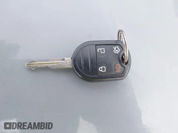 ✅ 2012 Ford Escape Limited • VIN: 1FMCU9EG0CKB04956 • Lot: 43465520. Wystawiony na IAAI z przebiegiem 94 863 mil. Bezpłatny archiwum sprzedaży aukcyjnych z USA i szczegółowy raport historii pojazdu na DreamBid. Zdjęcie 11.