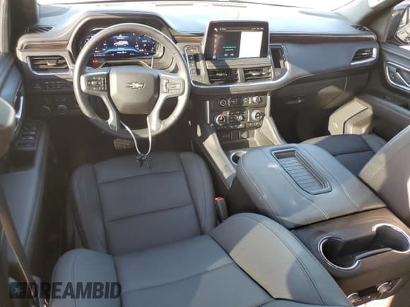 ✅ 2023 Chevrolet Suburban Z71 • VIN: 1GNSKDKD6PR561374 • Lot: 74335624. Wystawiony na Copart z przebiegiem 17 419 mil. Bezpłatny archiwum sprzedaży aukcyjnych z USA i szczegółowy raport historii pojazdu na DreamBid. Zdjęcie 8.