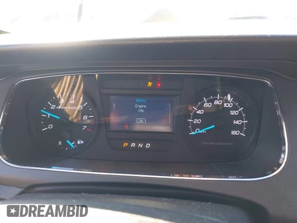 ✅ 2019 Ford Police Interceptor • VIN: 1FAHP2MT3KG103508 • Lot: 41299459. Wystawiony na IAAI z przebiegiem 33 138 mil. Bezpłatny archiwum sprzedaży aukcyjnych z USA i szczegółowy raport historii pojazdu na DreamBid. Zdjęcie 7.