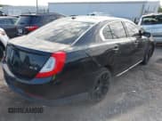 ✅ 2014 Lincoln MKS • VIN: 1LNHL9DK8EG607672 • Lot: 42270389. Wystawiony na IAAI z przebiegiem 160 785 mil. Bezpłatny archiwum sprzedaży aukcyjnych z USA i szczegółowy raport historii pojazdu na DreamBid. Zdjęcie 4.