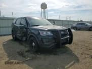 ✅ 2019 Ford Police Interceptor Utility • VIN: 1FM5K8AR8KGA12169 • Lot: 80261845. Wystawiony na Copart z przebiegiem 98 360 mil. Bezpłatny archiwum sprzedaży aukcyjnych z USA i szczegółowy raport historii pojazdu na DreamBid. Zdjęcie 14.