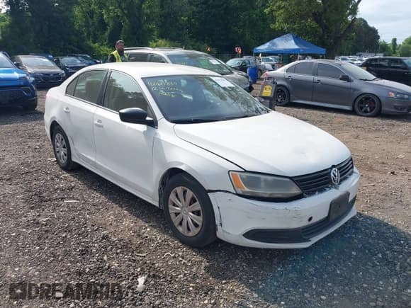 ✅ 2012 Volkswagen Jetta S • VIN: 3VW2K7AJ3CM463493 • Lot: 42611889. Listed on IAAI with 149,719 mi. Free auction sales archive from the USA and detailed vehicle history report at DreamBid. Image 1.