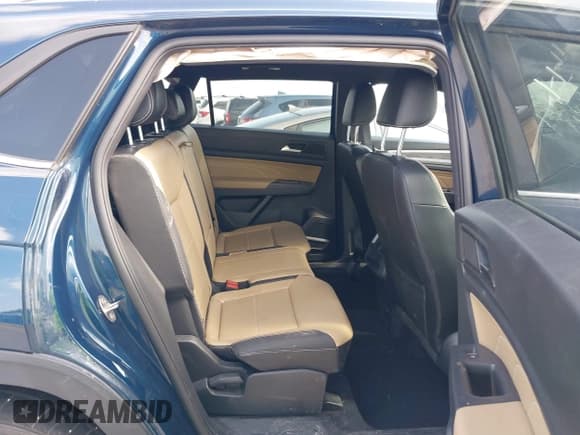 ✅ 2021 Volkswagen Atlas SE • VIN: 1V2WC2CA4MC232301 • Lot: 42538962. Listed on IAAI with Not provided. Free auction sales archive from the USA and detailed vehicle history report at DreamBid. Image 8.